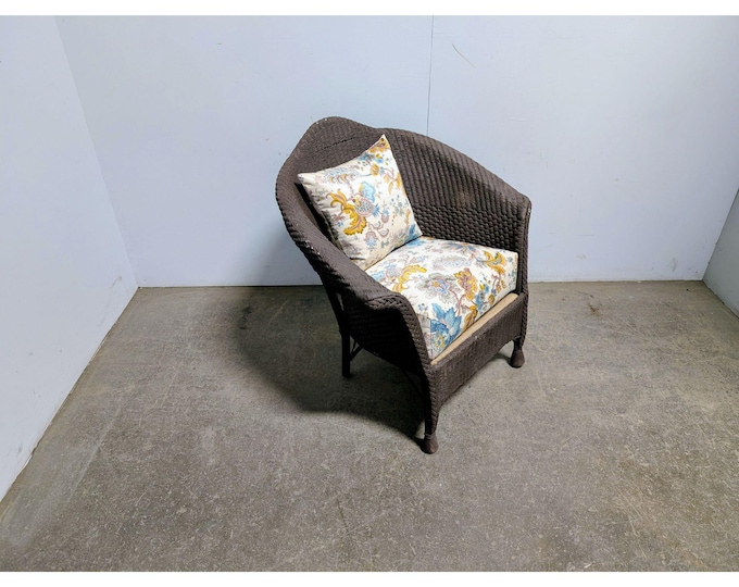 Mid 1800,s Wicker Arm Chair # 198989 Shipping is not a 1.00 Shipping is not free please contact us before purchase Thanks