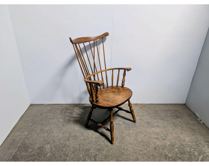 1940,s High Back Maple Windsor Arm Chair # 199772 Shipping is not a 1.00 Shipping is not free please contact us before purchase Thanks