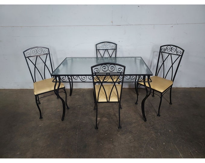 Vintage Woodard Table And Four Chairs # 194403 Shipping is not free please conatct us before purchase Thanks