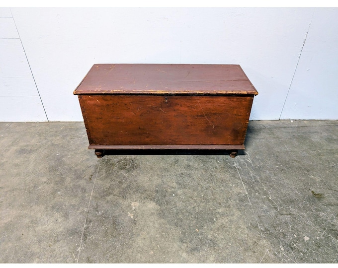 1840,s Pine Flip Top Trunk # 199560 Shipping is not a 1.00 Shipping is not free please contact us before purchase Thanks