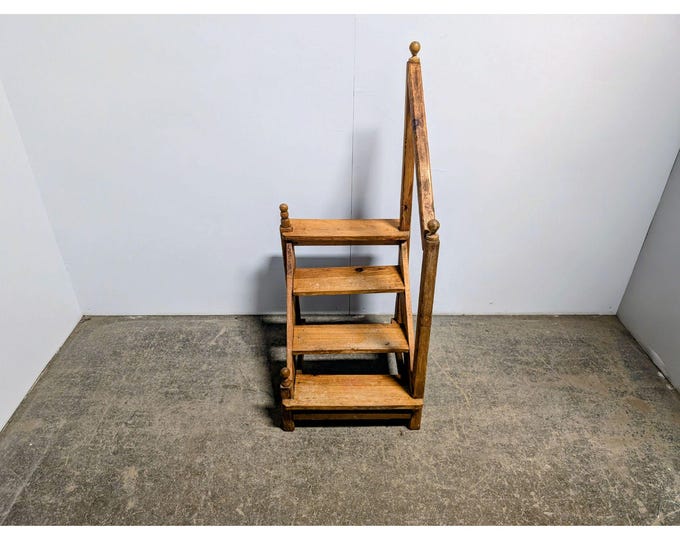 1940,S DISPLAY STEPS # 199904 Shipping is not a 1.00 Shipping is not free please contact us before purchase Thanks