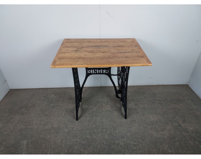 1900,s Singer Cast Iron Sowing Machine Base With Wooden Table Top # 195082 Shipping is not a 1.00 Shipping is not free