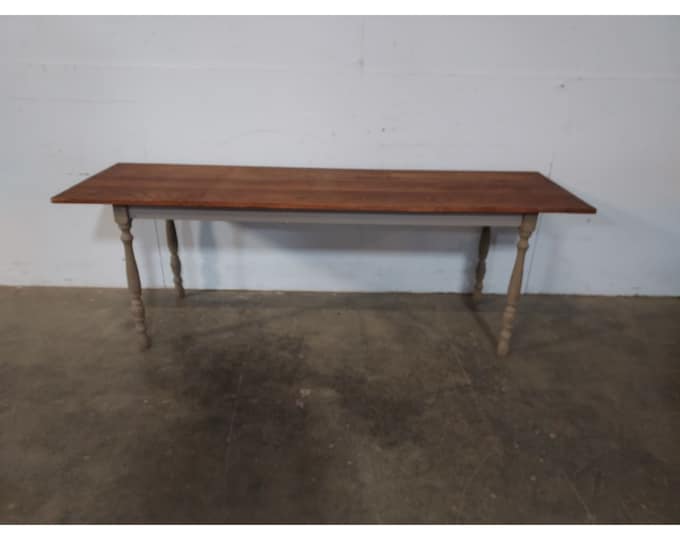 1940,S OAK FARM TABLE # 192885 Shipping is not free please conatct us before purchase Thanks