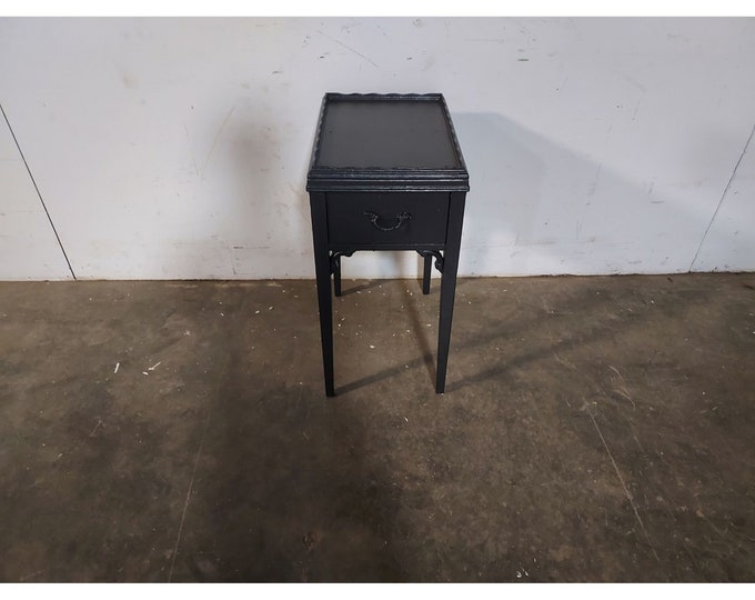 Simple 1940,s Painted One Drawer Table # 194017  Shipping is not free please conatct us before purchase Thanks