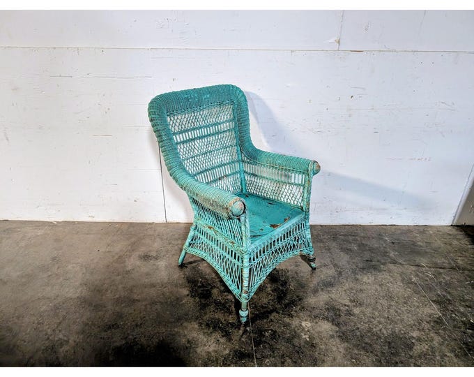 Stunning Mid 1800,s Wicker Chair # 197437 Shipping is not a 1.00 Shipping is not free please contact us before purchase Thanks