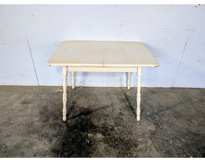 Simple 1940,s White Painted Kitchen Table # 197901 Shipping is not a 1.00 Shipping is not free please contact us before purchase Thanks