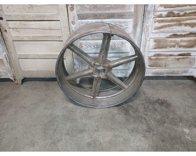 LARGE 1900,S PULLY WHEEL # 186295 Shipping is not free please conatct us before purchase Thanks