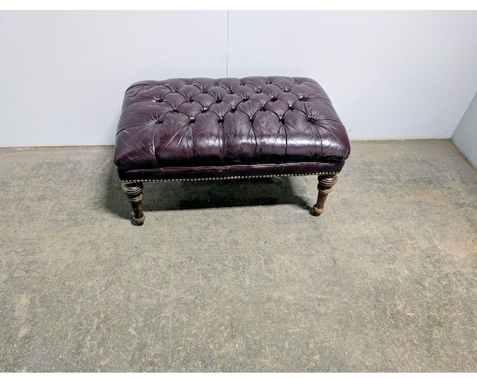 SIMPLE LEATHER OTTOMAN # 200283 Shipping is not a 1.00 Shipping is not free please contact us before purchase Thanks