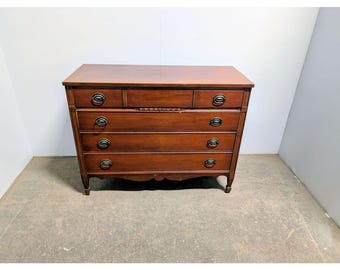 1940,s Mahogany Chest Of Drawers # 201280 Shipping is not a 1.00 Shipping is not free please contact us before purchase Thanks