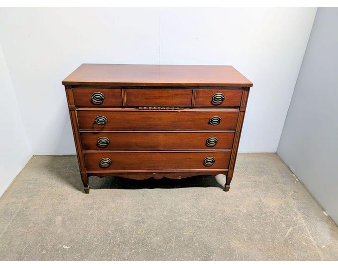 1940,s Mahogany Chest Of Drawers # 201280 Shipping is not a 1.00 Shipping is not free please contact us before purchase Thanks