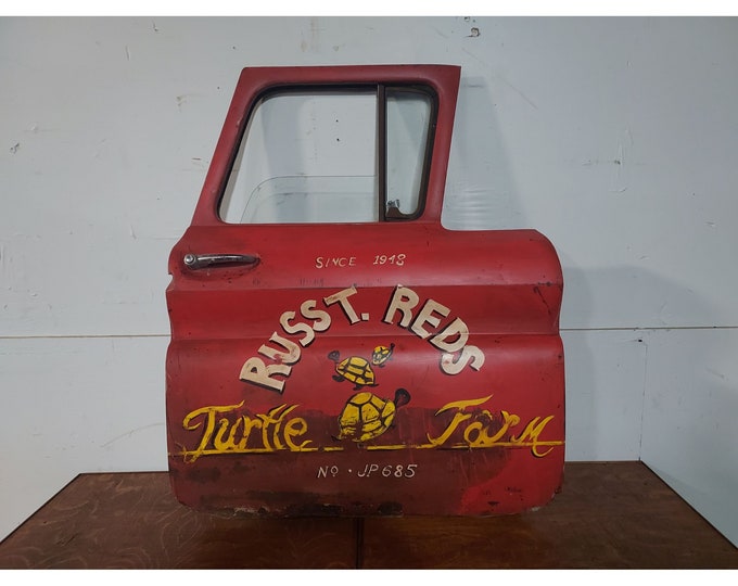 Fun Vintage 1940,s Truck Door # 194201 Shipping is not free please conatct us before purchase Thanks
