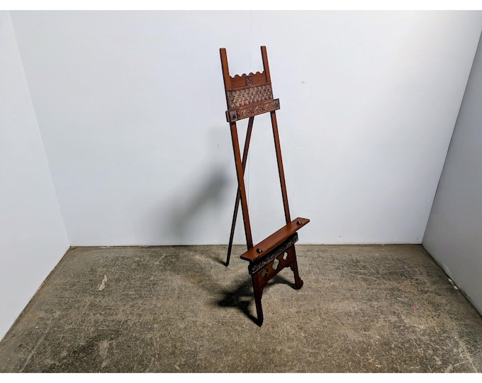 Elegant One Of A Kind 1890,s Easel # 200490 Shipping is not a 1.00 Shipping is not free please contact us before purchase Thanks