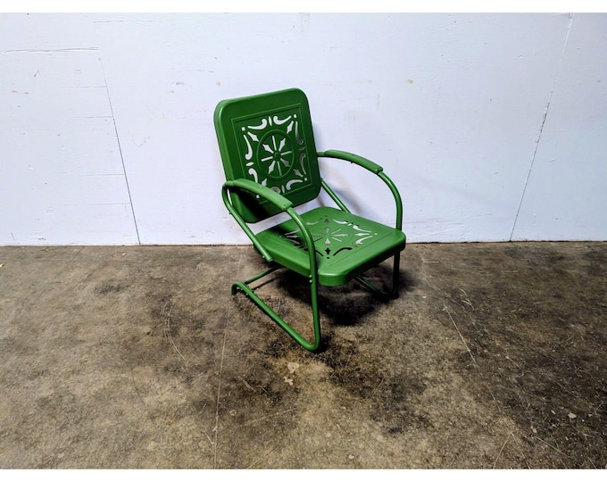 1940,s Stamped Metal Motel Chair # 201127 Shipping is not a 1.00 Shipping is not free please contact us before purchase Thanks