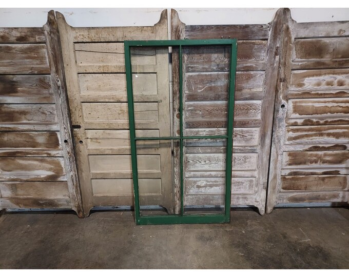 4 PANE ANTIQUE WINDOW # 186608 Shipping is not free please conatct us before purchase Thanks