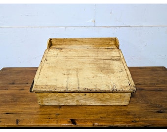 Early 1800,s General Store Counter Desk # 198879 Shipping is not a 1.00 Shipping is not free please contact us before purchase Thanks