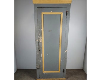1900'S ONE DOOR CUPBOARD #188025 Shipping is not a 1.00 Shipping is not free please contact us before purchase Thanks