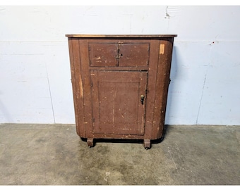 Rare 1820,s Ice Box Cabinet # 198299 Shipping is not a 1.00 Shipping is not free please contact us before purchase Thanks