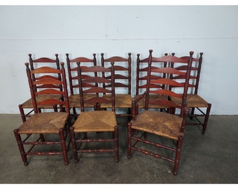 Satz von acht Stühlen mit Leiterlehne aus der Mitte des 19. Jahrhunderts # 194386 Der Versand ist nicht kostenlos. Bitte kontaktieren Sie uns vor dem Kauf. Vielen Dank