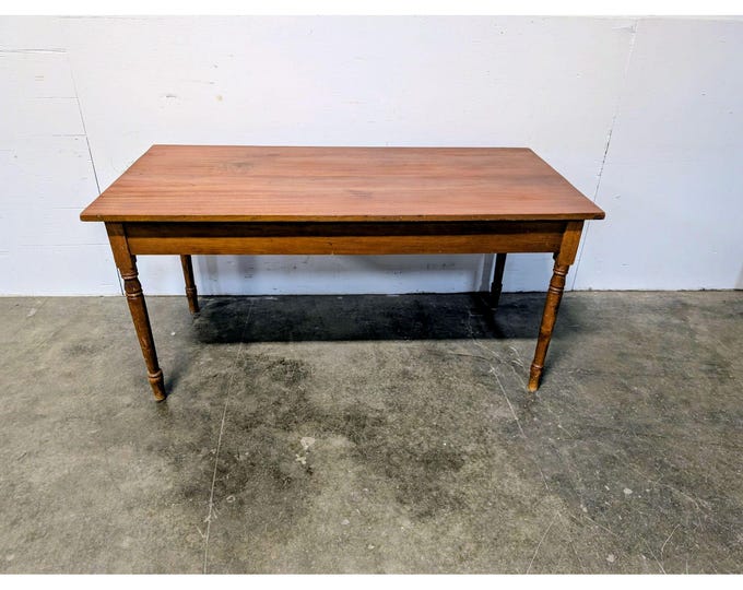 Simple 1920,s Turned Leg Farm Table # 200438 Shipping is not a 1.00 Shipping is not free please contact us before purchase Thanks