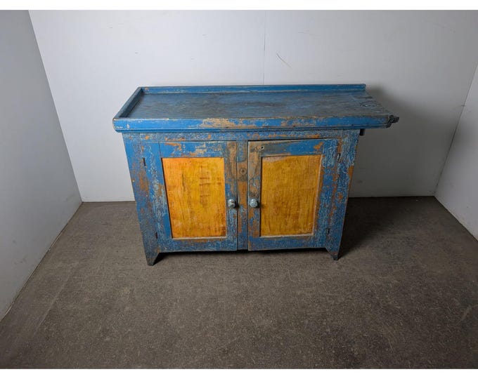 STUNNING 1840,S DRY SINK # 196695 Shipping is not a 1.00 Shipping is not free please contact us before purchase Thanks