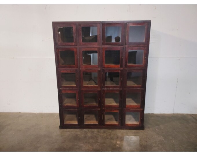 1890,S 20 GLASS DOOR CABINET # 192414 Shipping is not free please conatct us before purchase Thanks