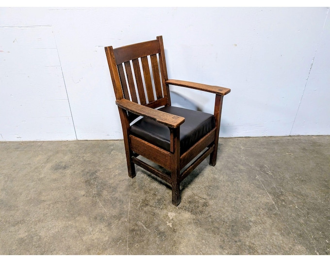 1920,s Mission Oak Arm Chair # 201098 Shipping is not a 1.00 Shipping is not free please contact us before purchase Thanks