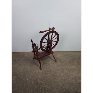 MID 1800,S SPINNING WHEEL # 191895 Shipping is not a 1.00 Shipping is not free please contact us before purchase Thanks