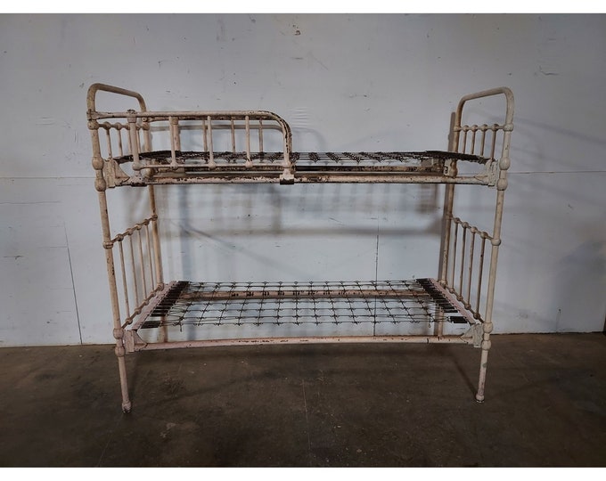 Rare 1920,s Cast Iron Bunk Beds # 194643 Shipping is not a 1.00 Shipping is not free please contact us before purchase Thanks