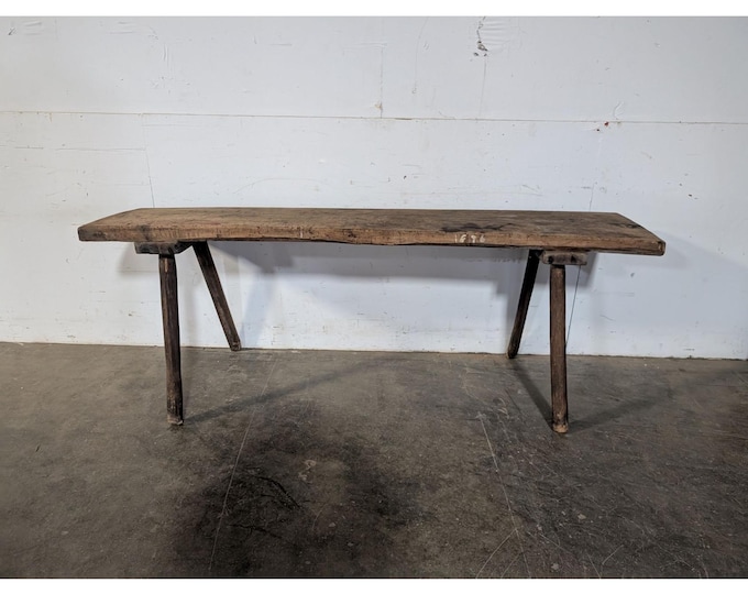 EARLY 1800,S HOG BENCH # 196768 Shipping is not a 1.00 Shipping is not free please contact us before purchase Thanks