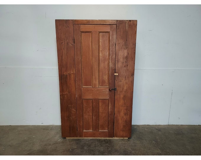 1860,S ONE DOOR CUPBOARD # 185219 Shipping is not free please conatct us before purchase Thanks