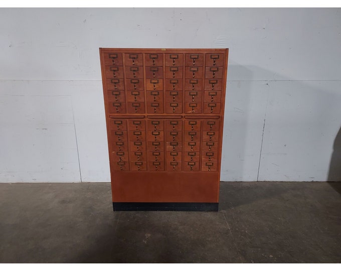 1940,S 60 DRAWER OAK CABINET # 194204 Shipping is not free please conatct us before purchase Thanks