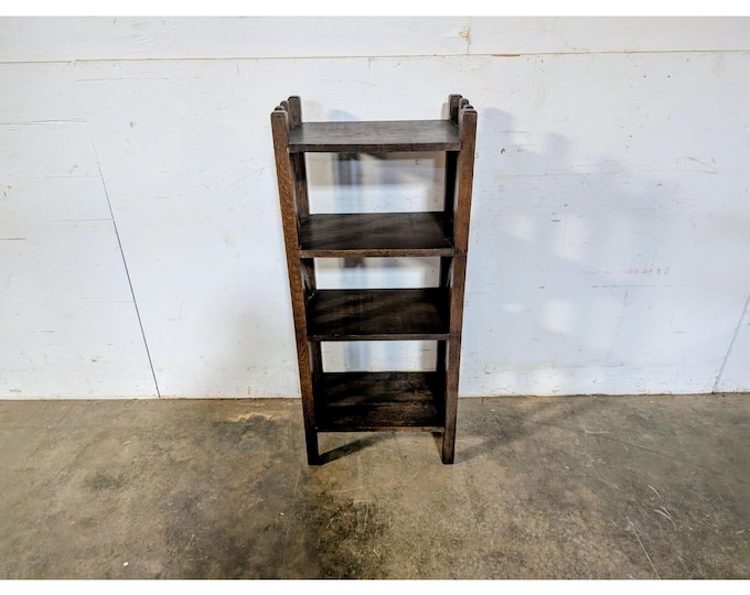 1920,s Arts And Craft Bookcase # 197924 Shipping is not a 1.00 Shipping is not free please contact us before purchase Thanks