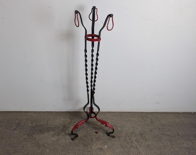 Elegant Mid 1800,s Iron Plant Stand # 196295 Shipping is not a 1.00 Shipping is not free please contact us before purchase Thanks