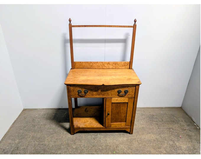 1890,S MAPLE WASH STAND # 200676 Shipping is not a 1.00 Shipping is not free please contact us before purchase Thanks