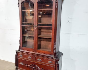 1850,S MAHOGANY BOOKCASE # 195562 Shipping is not a 1.00 Shipping is not free please contact us before purchase Thanks