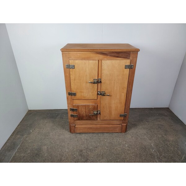 1890,S Poplar Wood Ice Box # 190066 Shipping is not free please conatct us before purchase Thanks