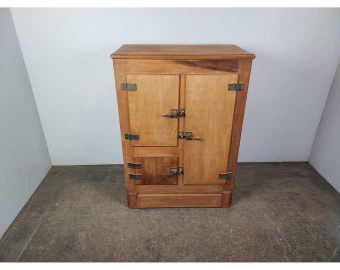1890,S Poplar Wood Ice Box # 190066 Shipping is not free please conatct us before purchase Thanks
