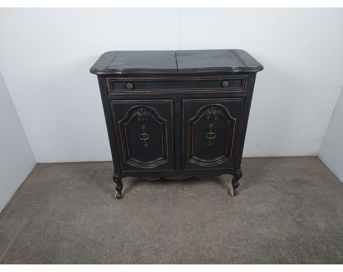 1950,S PAINTED BUFFET # 193893 Shipping is not free please conatct us before purchase Thanks