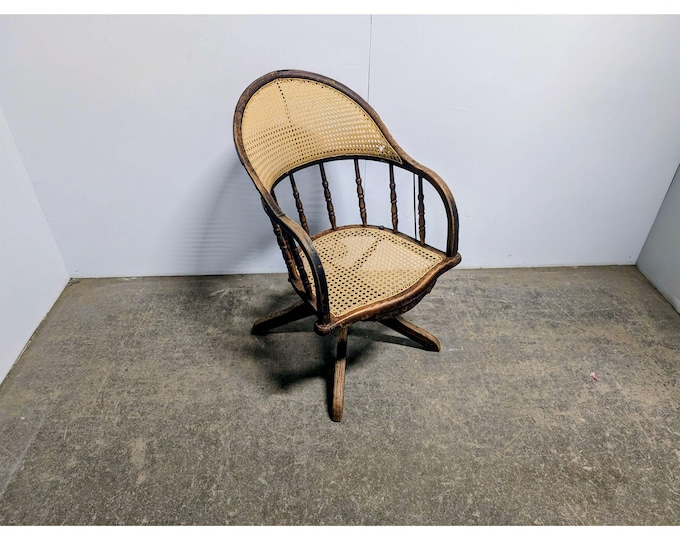 Elegant 1900,s Caned Bow Back Country Chair # 200394 Shipping is not a 1.00 Shipping is not free please contact us before purchase Thanks