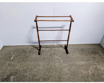 Mid 1800,s Vermont Quilt Rack # 200488 Shipping is not a 1.00 Shipping is not free please contact us before purchase Thanks