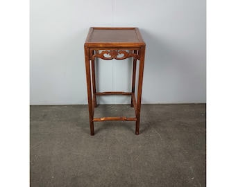 1920,S ELM WOOD TABLE # 190444 Shipping is not a 1.00 Shipping is not free please contact us before purchase Thanks
