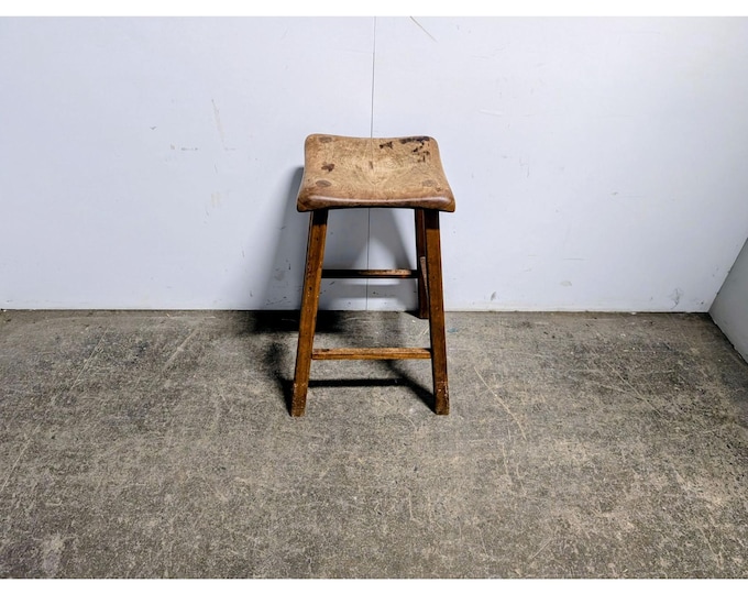 1900,S ARTIST STOOL # 198325 Shipping is not a 1.00 Shipping is not free please contact us before purchase Thanks