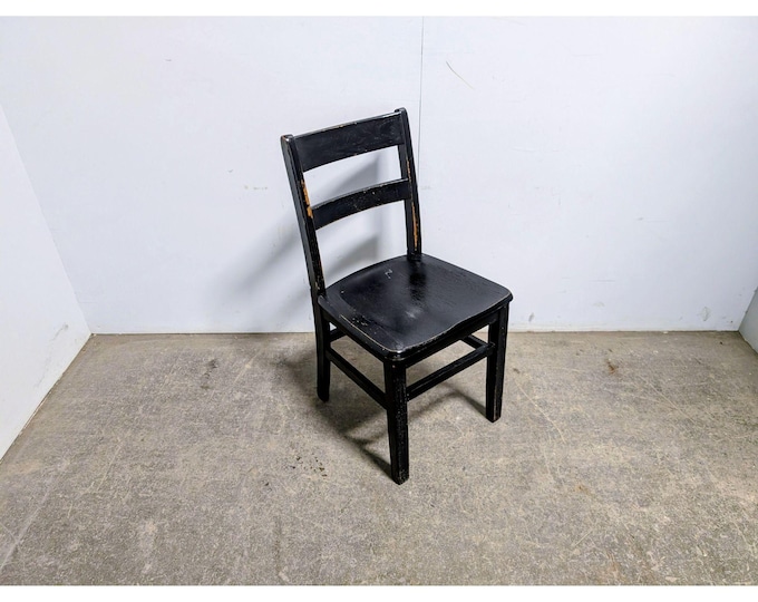 1920,S SOLID OAK CHAIR # 198894 Shipping is not a 1.00 Shipping is not free please contact us before purchase Thanks