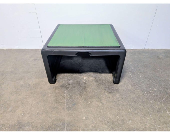 1950,S SQUARE COFFEE TABLE # 187376 Shipping is not a 1.00 Shipping is not free please contact us before purchase Thanks