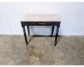 Mid 1800,s Turned Leg Farm Table # 199330 Shipping is not a 1.00 Shipping is not free please contact us before purchase Thanks