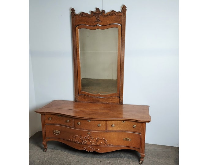 Wonderful Larks Low Dresser # 180128 Shipping is not a 1.00 Shipping is not free please contact us before purchase Thanks