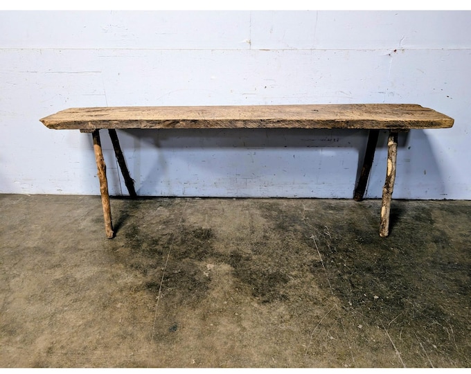 EARLY 1800,S HOG TABLE # 198635 Shipping is not a 1.00 Shipping is not free please contact us before purchase Thanks