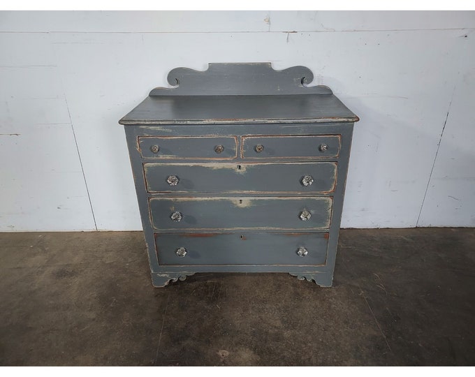 1840,s Gray Painted Pine Chest Of Drawers # 193186 Shipping is not free please conatct us before purchase Thanks