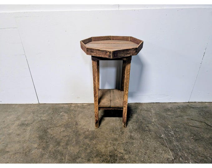 Early 1800.s Primitive Store Display Table /plant Stand # 199646 Shipping is not a 1.00 Shipping is not free please contact us