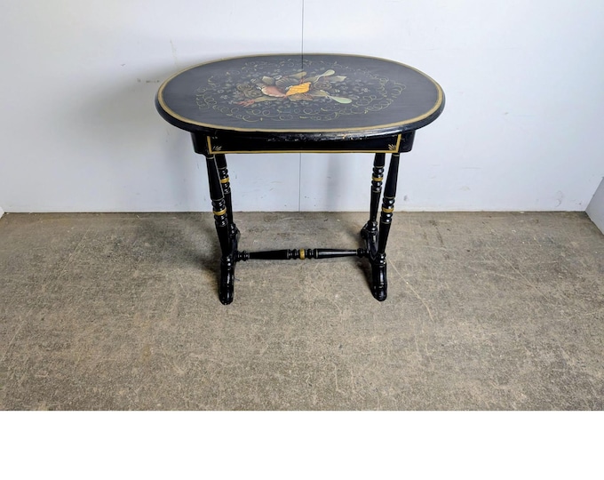 1930,s Paint Decorated Cottage Table # 198108 Shipping is not a 1.00 Shipping is not free please contact us before purchase Thanks